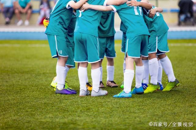太阳报：曼联接近签下曼城小将埃泽、卡西姆，前者被比作博格巴